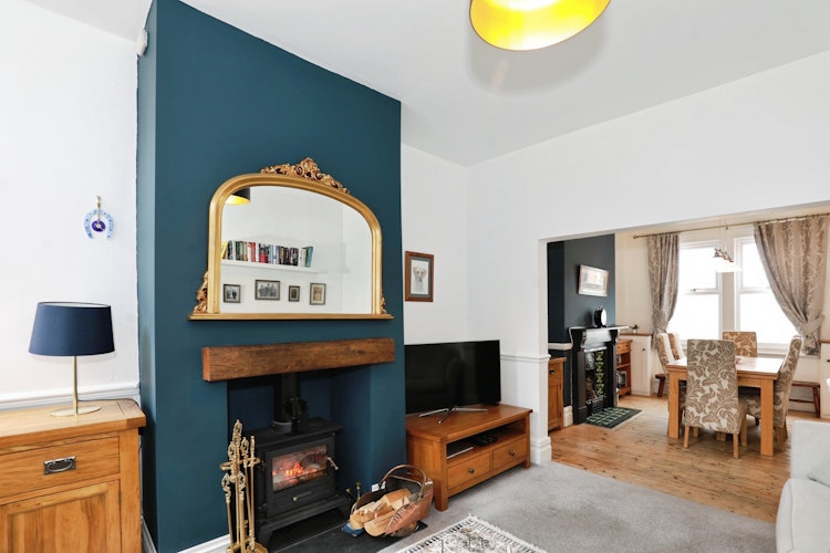 2 bedroom terraced house